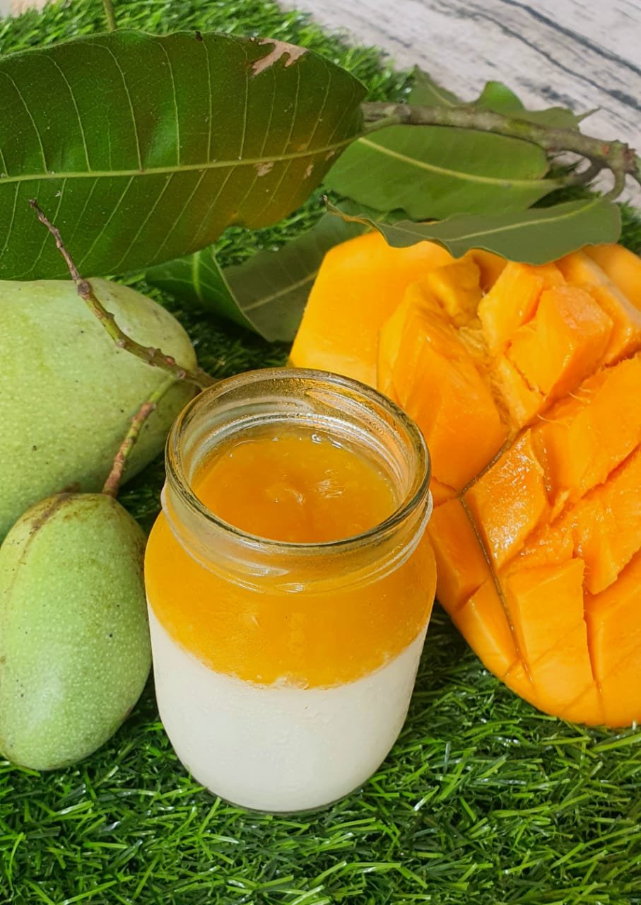Baby Valentina mango yoghurt with fresh mango